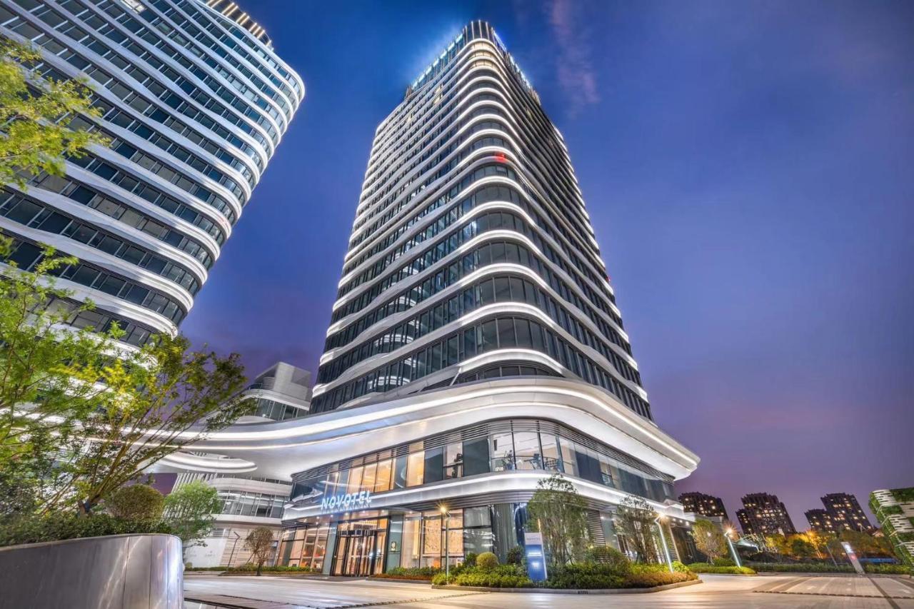 Novotel Shanghai Caohejing Exterior foto