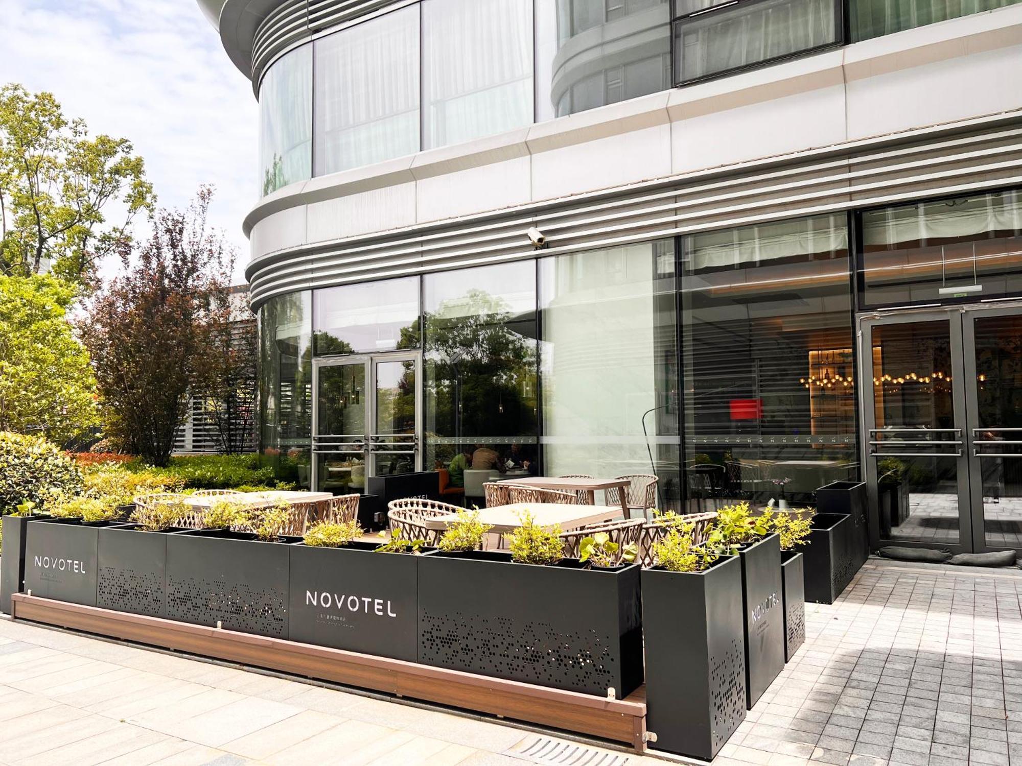 Novotel Shanghai Caohejing Exterior foto